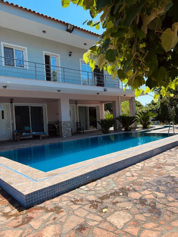 Vieri Apartments Lukovë Exteriör bild