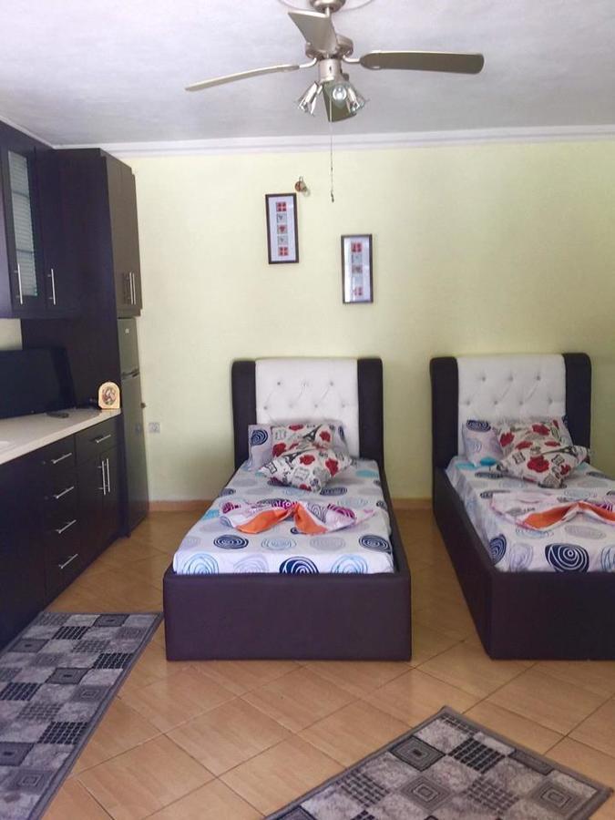 Vieri Apartments Lukovë Exteriör bild